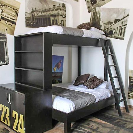 Hostal El Armario León Buitenkant foto