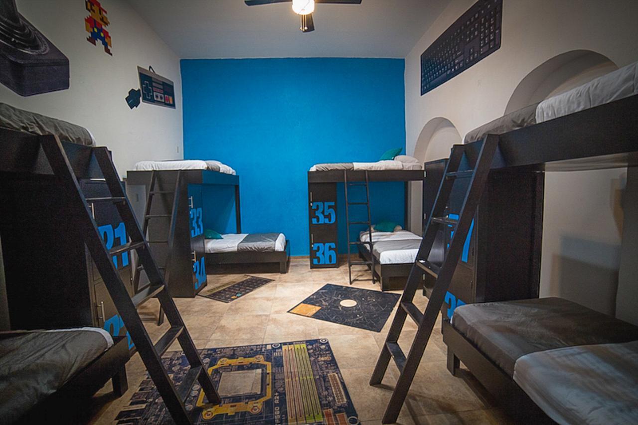 Hostal El Armario León Buitenkant foto